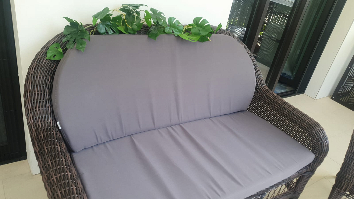 Комплект CHELSEA на балконе